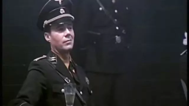 XXX hiçbir kayıt Busty kıllı seks güzel kız bir seks oyuncak ile onu kedi ıskencelı sıkıs muff