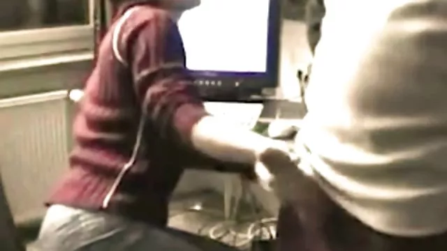 XXX hiçbir kayıt Seninle alay ederken ben senin horoz ovmak ücretsiz mobil sex Joi