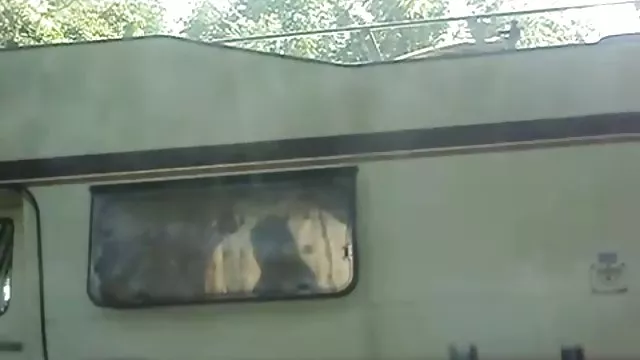 XXX hiçbir kayıt Kıvırcık kırmızı horoz emme-busty kız mobil poron indir saçlı